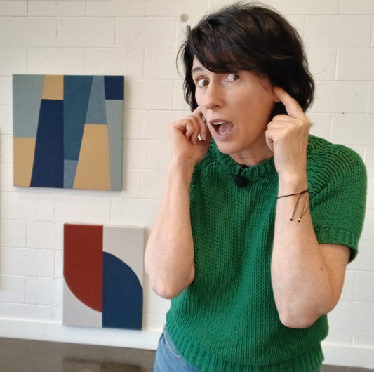 Écho au bureau : comprendre la réverbération et l’atténuer facilement